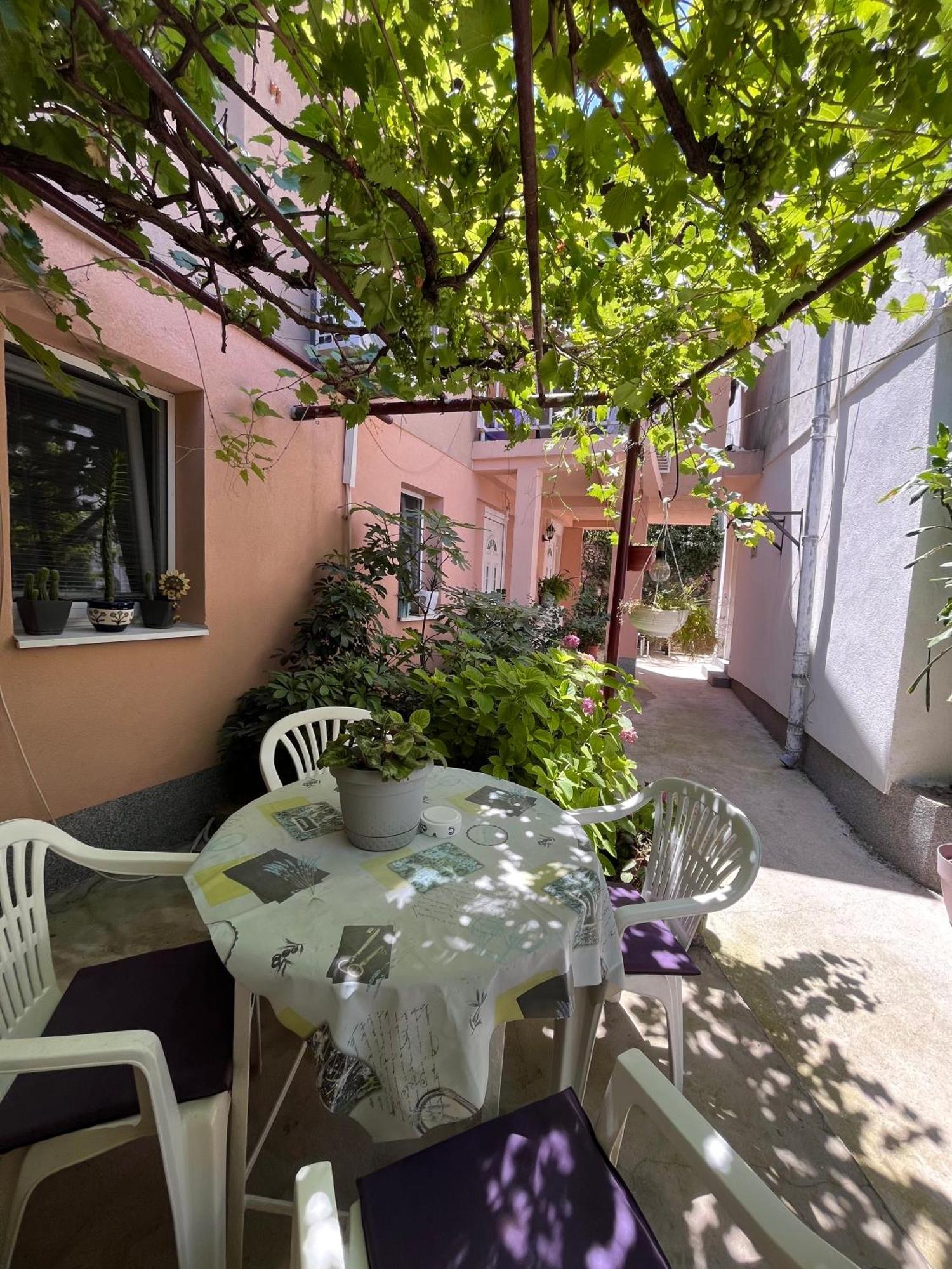 Apartman Nermin Mostar Bagian luar foto