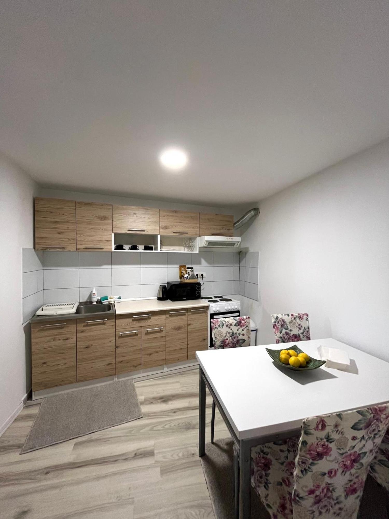 Apartman Nermin Mostar Bagian luar foto