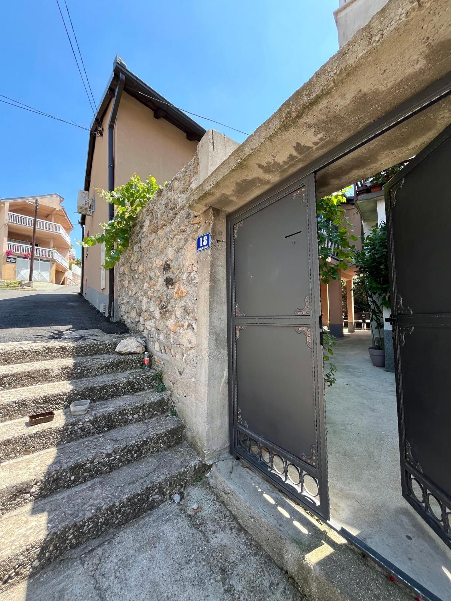 Apartman Nermin Mostar Bagian luar foto