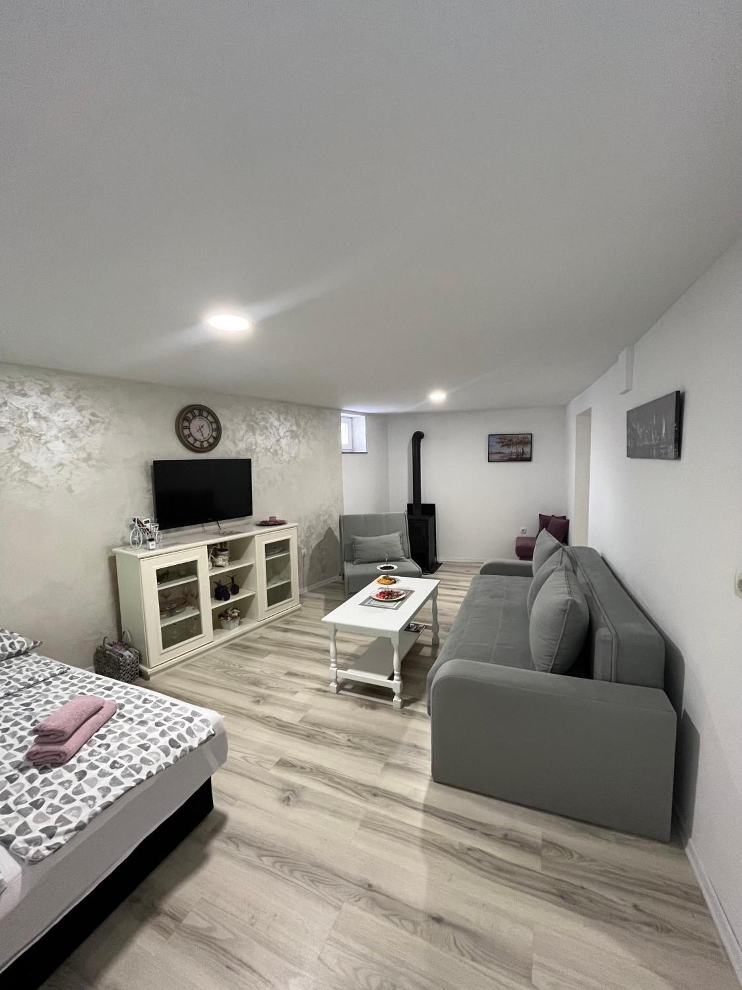 Apartman Nermin Mostar Bagian luar foto